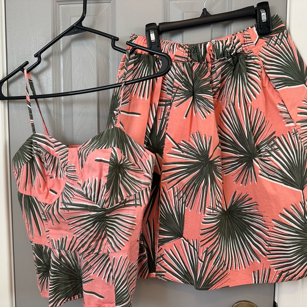 A New Day Pink and Green Palm Print Set